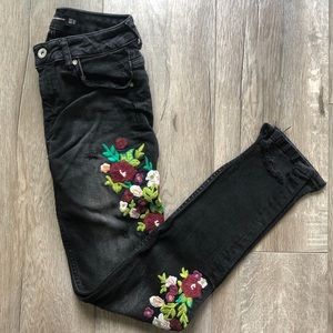 Black jeans with floral design from Zara